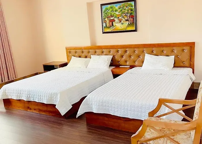 Victoria 2* Hạ Long