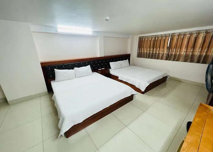 Khách sạn Victoria 2*